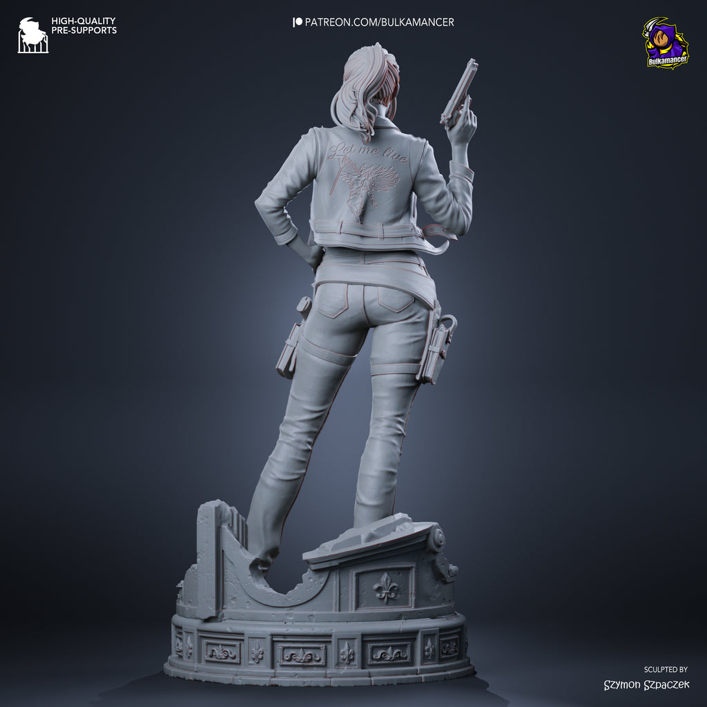 Claire Redfield – Tactical Horror Heroine Figure – High Detail Collector Display Piece