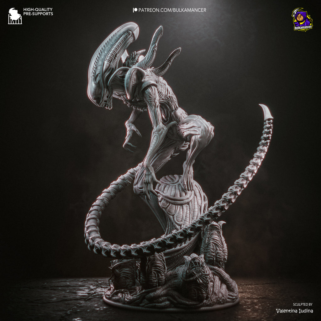 The Xenomorph - Alien Resin Figure - Display Collector Piece
